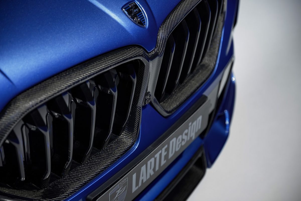 Карбоновая накладка на решетку радиатора BMW X6 G06