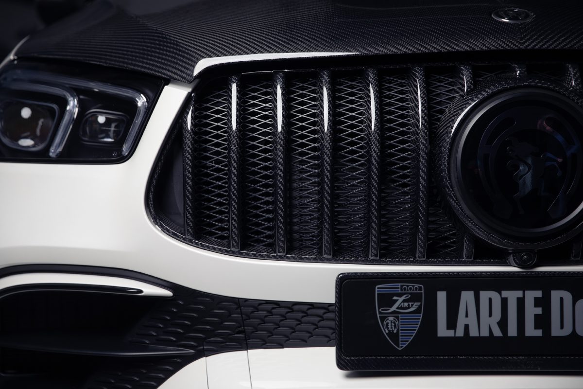 Radiator grille badge for amg gle coupe